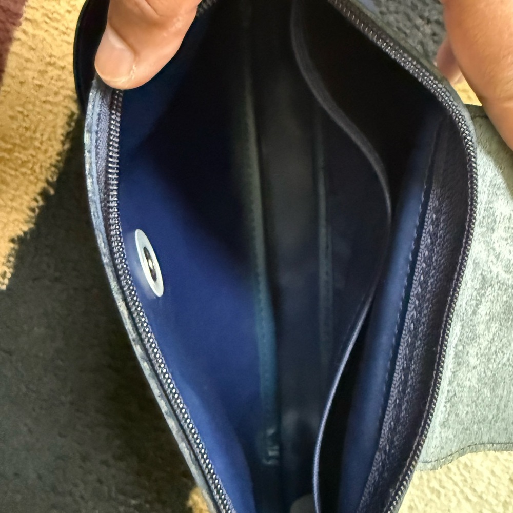 Le Pliage Longchamp Small Shoulder Bag - Picture 10 of 12